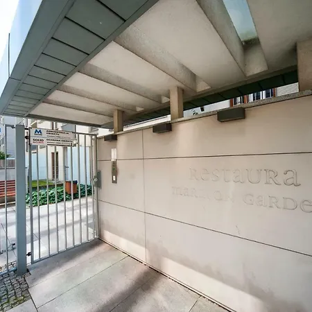 Very Berry - Maratonska 3 - Business Apartment, Garden, Check In 24h Отель Познань