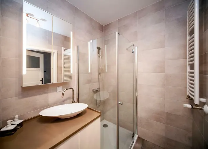 Very Berry - Maratonska 3 - Business Apartment, Garden, Check In 24h Posen