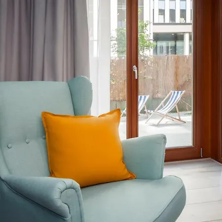 Hotel Very Berry - Maratonska 3 - Business Apartment, Garden, Check In 24h Poznan