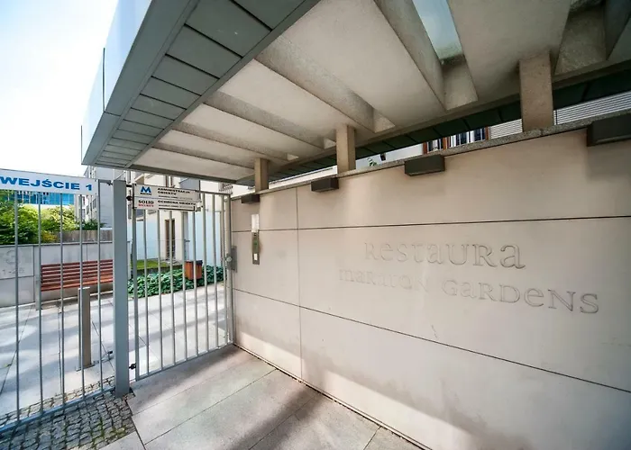 Very Berry - Maratonska 3 - Business Apartment, Garden, Check In 24h Hotel Poznan